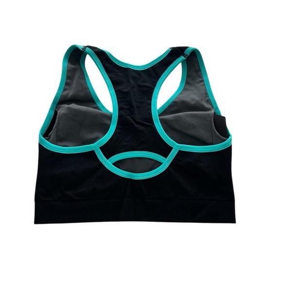 Sports Bra for large breasted women by BUSTMOB. Supportive Comfort. NWT - Picture 9 of 12